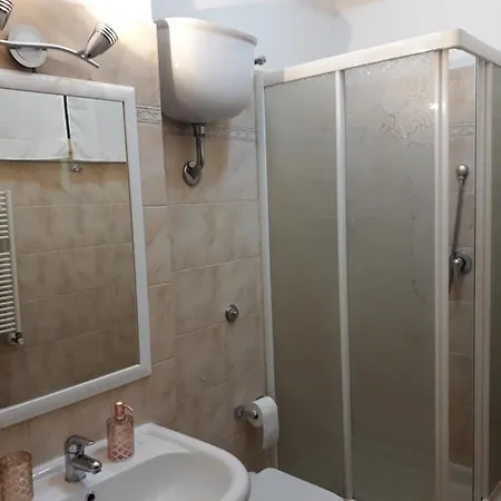 Alecatia Apartment *
